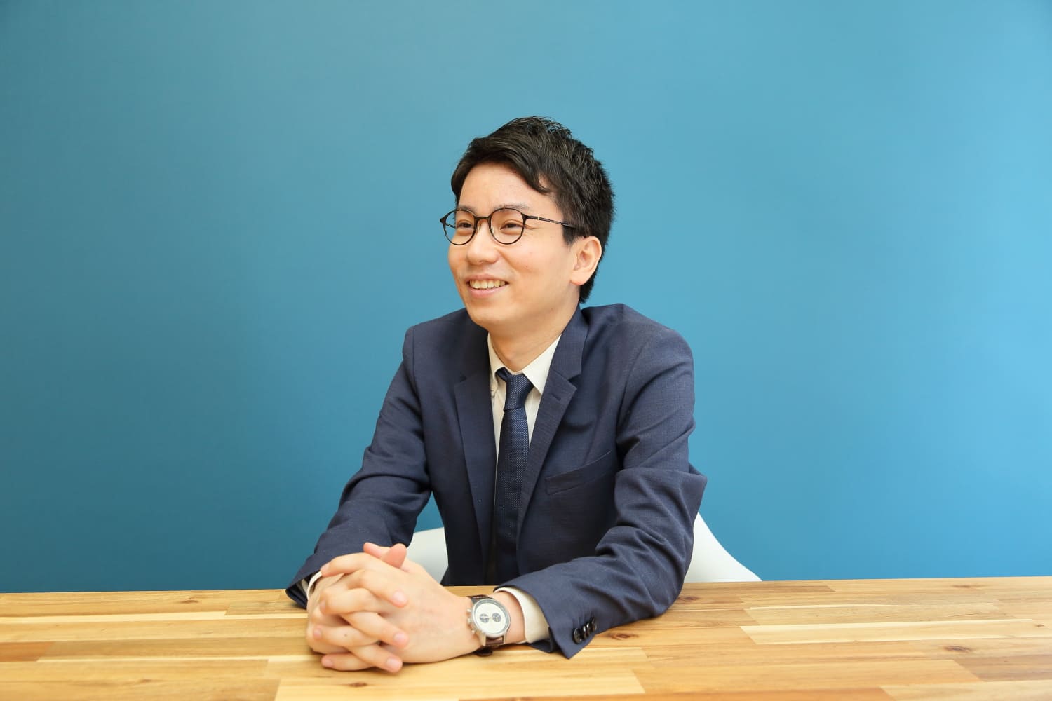 転職エージェント鈴木
