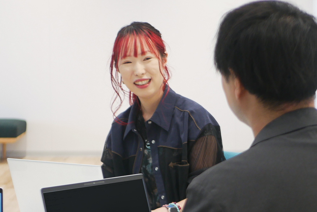 東映アニメーションに入社する際のエピソードを語る竹市さん